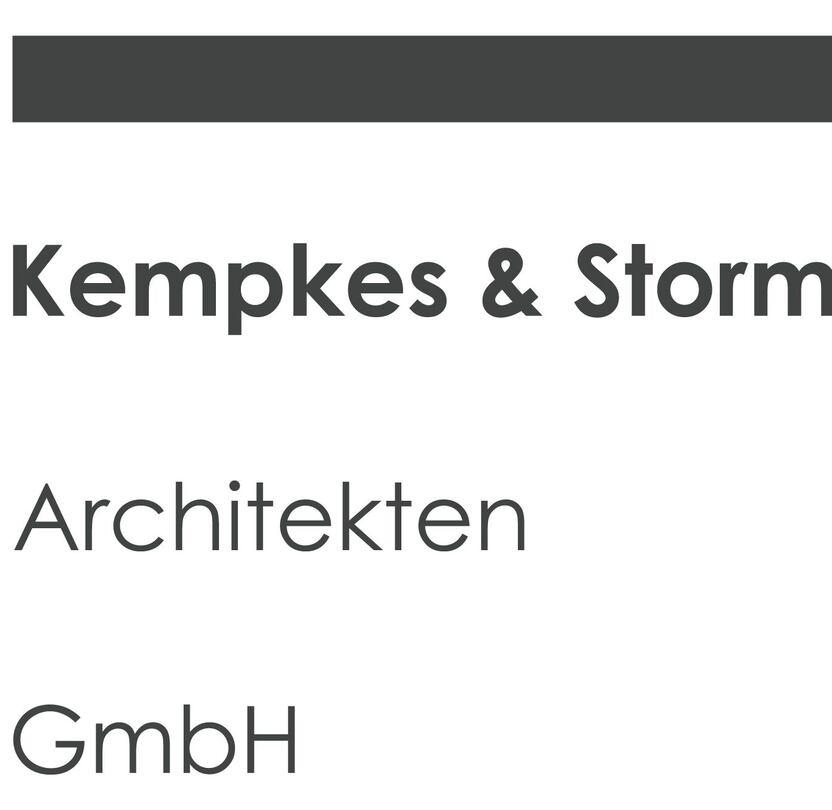 Logo von Kempkes & Storm Architekten GmbH in minimalistischer Schrift auf hellblauem Hintergrund.