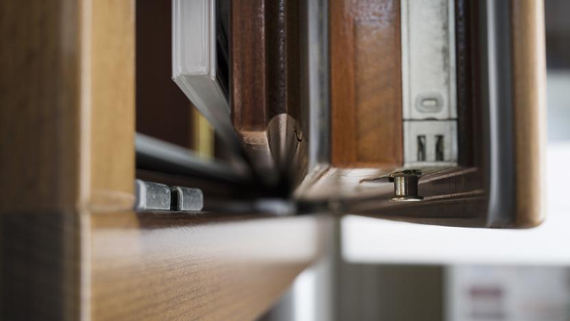 Fenster mit Pilzzapfen vom #Branche1#